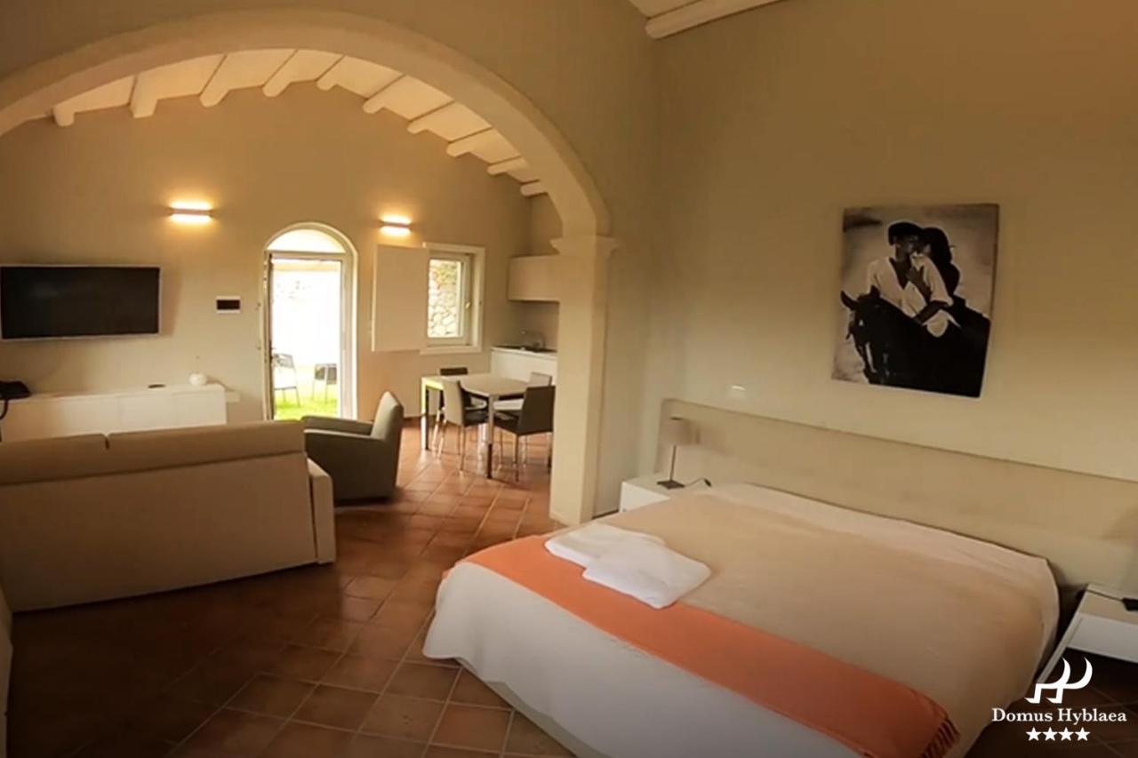 Domus Hyblaea Resort Palazzolo Acreide Luaran gambar