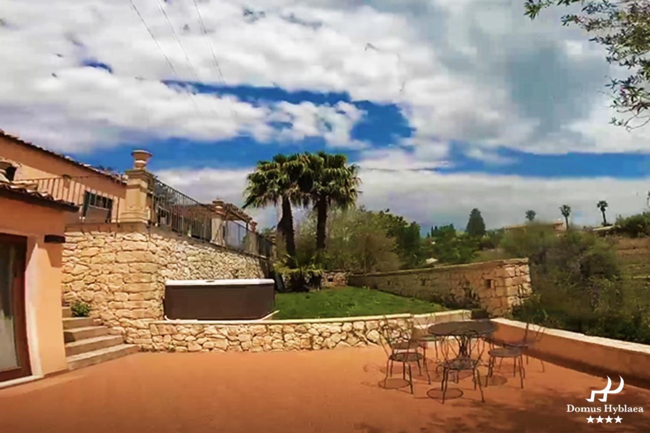 Domus Hyblaea Resort Palazzolo Acreide Luaran gambar