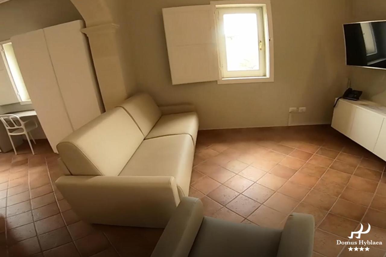 Domus Hyblaea Resort Palazzolo Acreide Luaran gambar